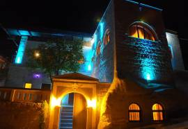 Dilek Tepesi Cave Hotel