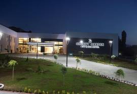 Cherry Garden City & Spa Hotel
