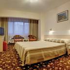 Недорогие туры в Измир Турцию для 2 взрослых на 10 дней на август 2026 - Yumukoglu Hotel, Izmir City Center