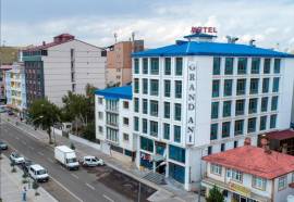 Grand Ani Hotel