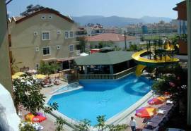 Maxwell Holiday Club