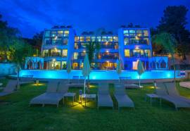 Orka Cove Hotel Penthouse & Suites