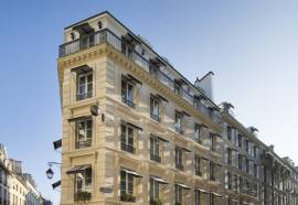 Le Saint Hotel Paris