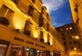 Hotel Eiffel Rive Gauche