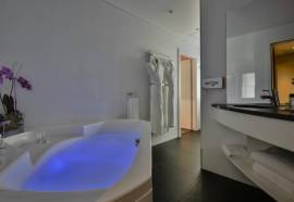 Maison Rouge Hotel