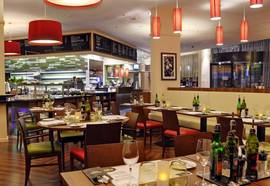 Courtyard by Marriott Paris Saint-Denis