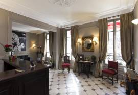 Hotel de la Porte Doree