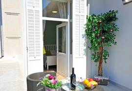 Luxury Rooms Nirvana
