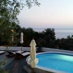 Премиальные туры в Черногорию из Сочи для 2 взрослых на 5 дней 2026 - Apartments Kentera