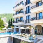 Туры в Черногорию, в лучшие отели 4*, для 2 взрослых, на 11 дней, июль, от Coral 2024 - Hotel Amfora
