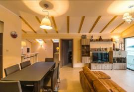 Twins Apartments