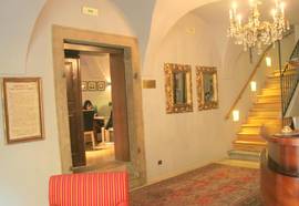 The Golden Wheel Hotel