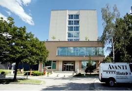 Avanti Hotel