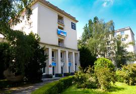 University Hotel