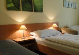 City Hotel