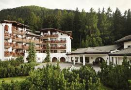 Hotel Waldhuus Swiss Quality