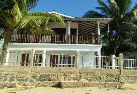 Rock Beach Villa Talpe