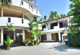 Green Shadows Beach Hotel