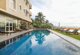 Capital O 311 Grace Beach Resort, Negombo