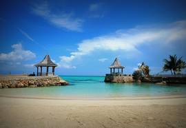 SeaGarden Beach Resort