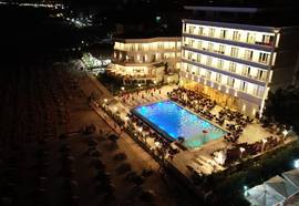 Hotel Elesio, Golem