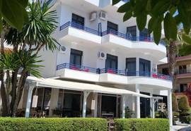 Hotel Ari
