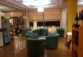 Kaonia Hotel