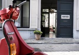 Ganda Rooms & Suites