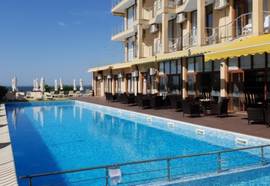 Aqua Dolphin Beach