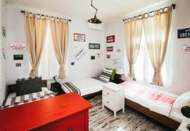 5 Vintage Guest House
