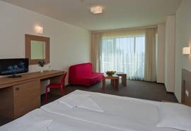 Jeravi Hotel, Primorsko