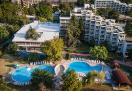 Sandy Beach Hotel
