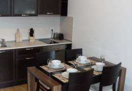 Three Mountains Apartment Hotel