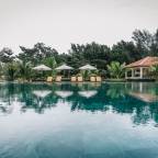 Туры в лучшие отели 4* для 2 взрослых на 8 дней от Russian Express на праздники 2025-2026 - Poulo Condor Boutique Resort & Spa