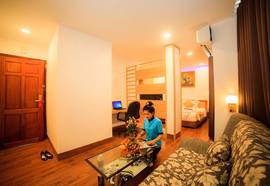 Cherry Hotel Hue