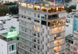 Maple Leaf Hotel & Apartment