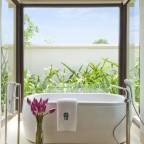 Туры в Хюэ Вьетнам в лучшие отели для 2 взрослых от Paks 2025-2026 - Banyan Tree Lang Co