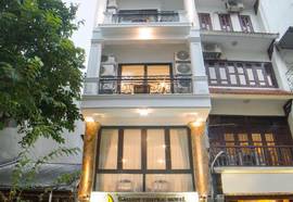 Galliot Central Hotel