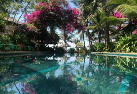 Full Moon Beach Resort