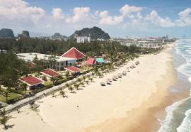 Sandy Beach Non Nuoc Resort