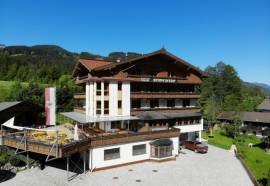 Schweizerhof Hotel