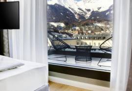 STAGE 12 - Hotel by Penz