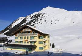 Garni Kristall Hotel