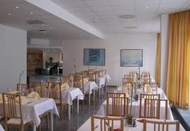 Lenas West Hotel