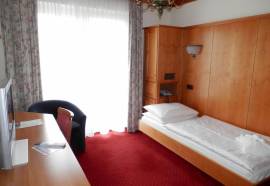 Kur-Und Sporthotel Alpina