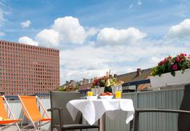 Favored Hotel Plaza