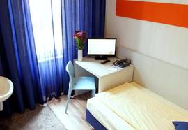 Colour Hotel