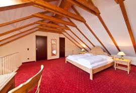 Novum Hotel Madison Dusseldorf Hauptbahnhof