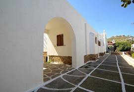 Madoupa Beach Apartments