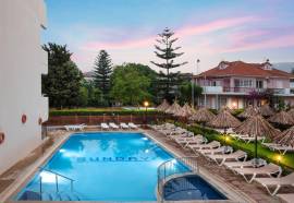 Sunday Hotel